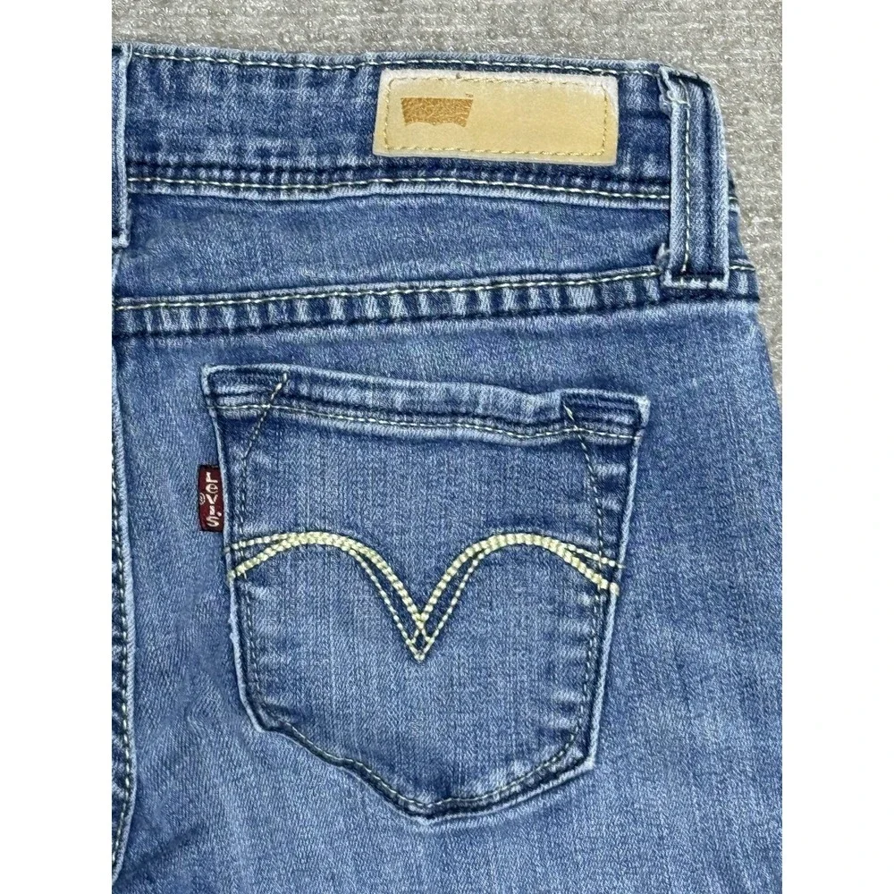 Levis Jeans‎ Womens 3 Medium Blue Bootcut Stretch Denim Distressed Raw Hem